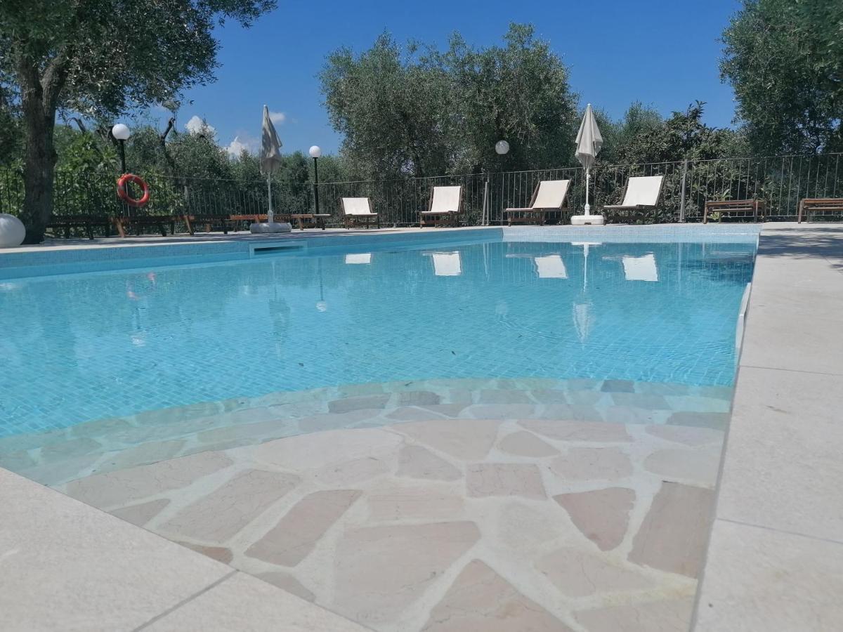 Agriturismo Valle Dei Gelsi ペスキチ エクステリア 写真